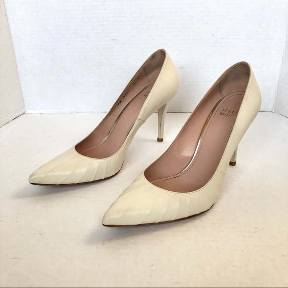Stuart Weitzman Shoes - Stuart Weitzman Beige Leather Pointed Pumps Size 8